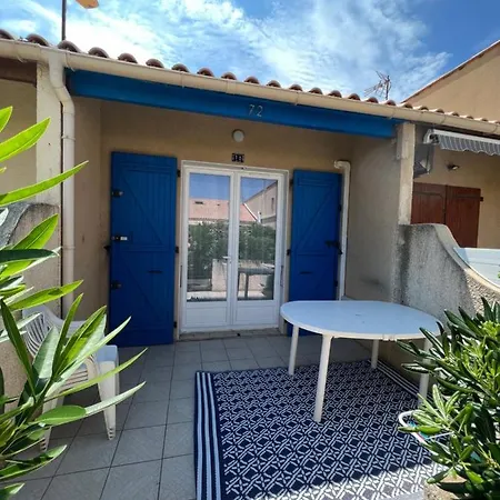 Petite Maison De Au Bord De L'eau Holiday home