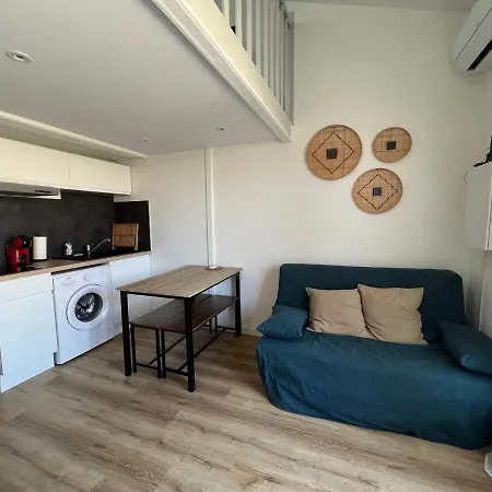 Petite Maison De Au Bord De L'eau Holiday home Leucate